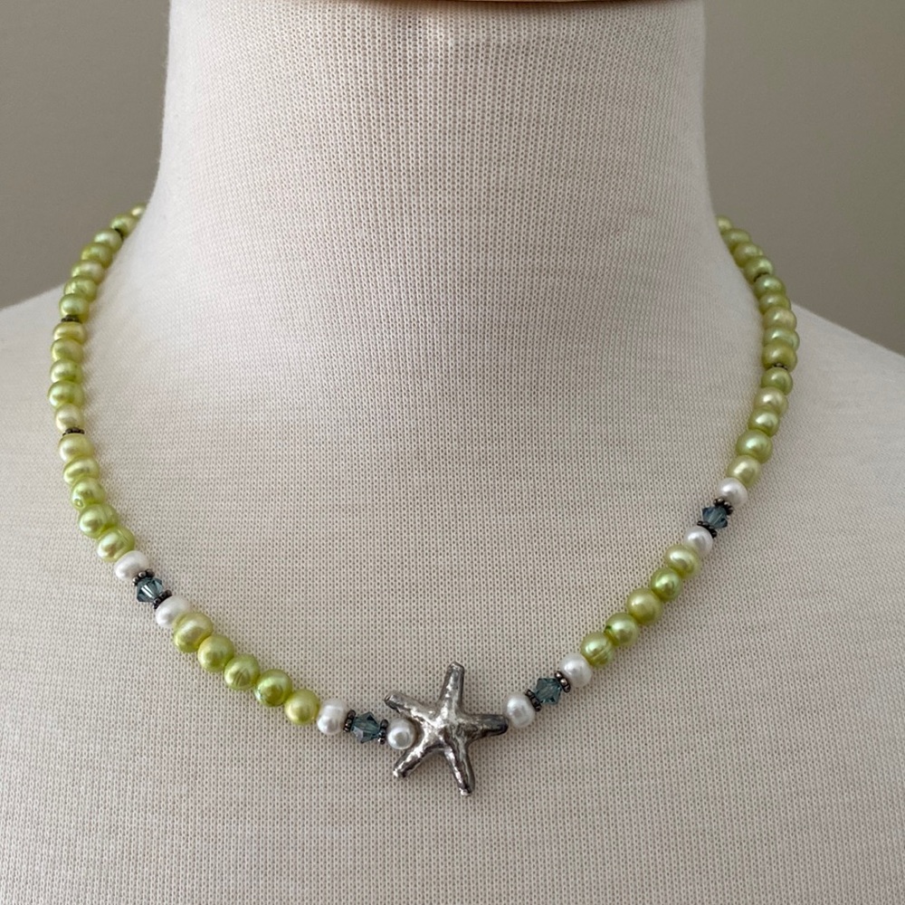 Starfish necklace :: Freshwater pearls and Native American silver